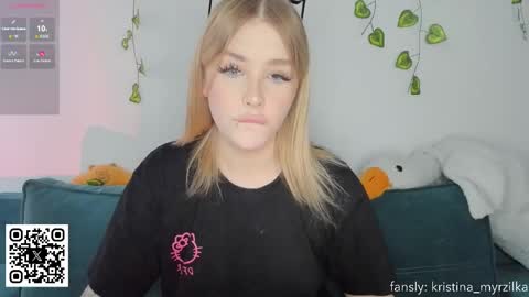 Snapshot of krisi_myrr chatting on 04-29-26, 01:37 Kristina3 online show from 04-29-26, 01:37