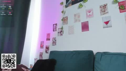 Snapshot of krisi_myrr chatting on 05-13-26, 12:24 Kristina3 online show from 05-13-26, 12:24