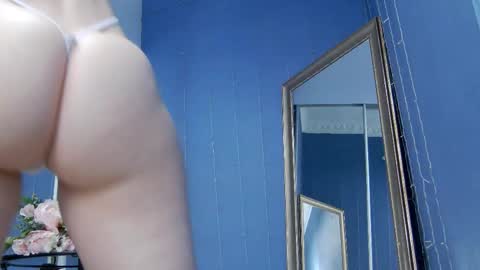 kriskras__ online show from 10-28-25, 05:22