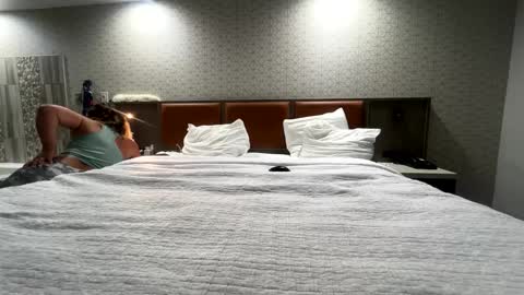 Snapshot of krisnona chatting on 03-05-25, 11:27 krisnona online show from 03-05-25, 11:27