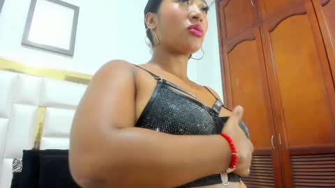KRISSBROWN 1 online show from 05-12-26, 01:30