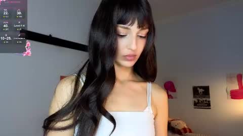 Snapshot of krisss__kisss chatting on 07-11-26, 05:37 Kriss online show from 07-11-26, 05:37