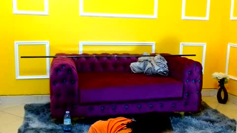 Thaterotic woman online show from 02-11-25, 07:05