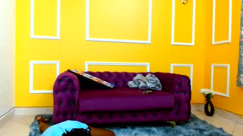 Thaterotic woman online show from 02-12-25, 10:35