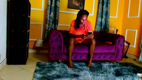 Thaterotic woman online show from 02-14-25, 07:49