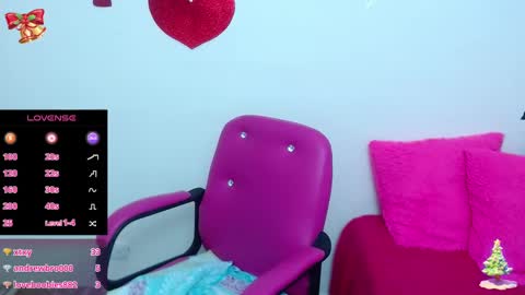 Cristina online show from 12-17-24, 05:26