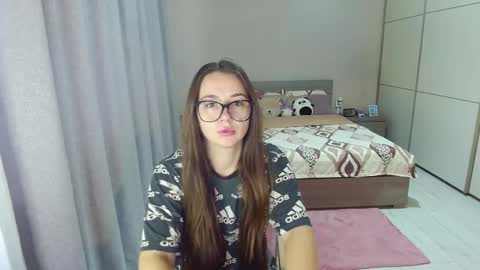 twitter    Annemarye 23 online show from 09-11-25, 06:35