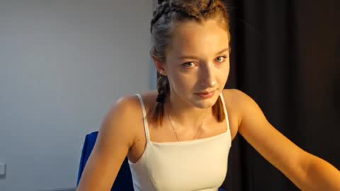 Snapshot of kristandaty chatting on 02-11-26, 04:01 kristandaty online show from 02-11-26, 04:01