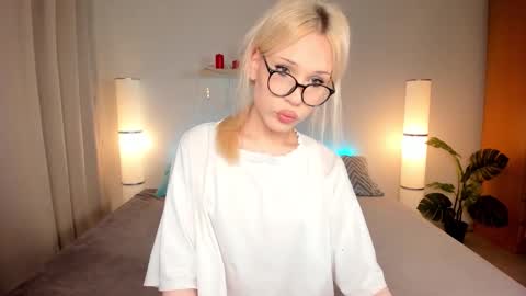 Kristal online show from 09-16-25, 04:19