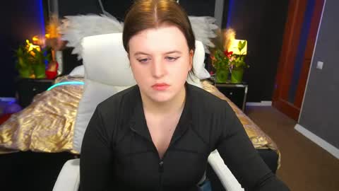 Snapshot of kristifoxy chatting on 04-26-26, 05:05 kristifoxy online show from 04-26-26, 05:05