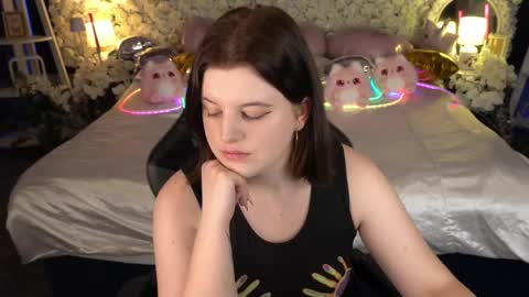 Snapshot of kristifoxy chatting on 05-12-26, 06:49 kristifoxy online show from 05-12-26, 06:49