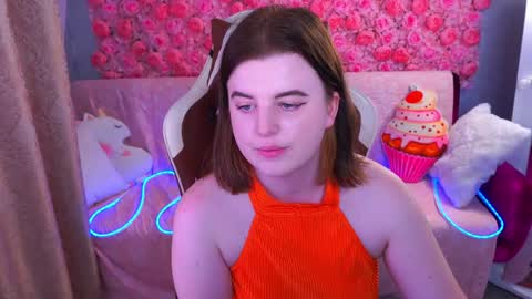 Snapshot of kristifoxy chatting on 05-17-26, 01:40 kristifoxy online show from 05-17-26, 01:40