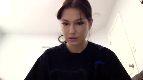 kristinafae online show from 10-23-25, 10:19