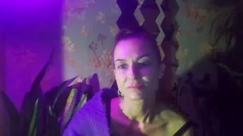 Kristina online show from 12-22-24, 10:36