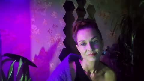Kristina online show from 12-30-24, 07:32