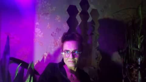 Kristina online show from 01-24-25, 05:53