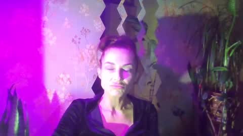 Kristina online show from 01-29-25, 05:45