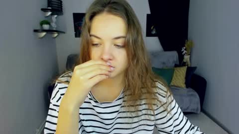 Kristina online show from 12-17-24, 11:28