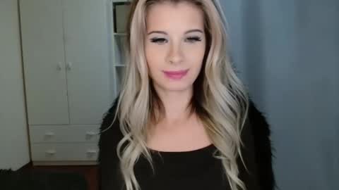 KristineAmore online show from 11-11-25, 07:25