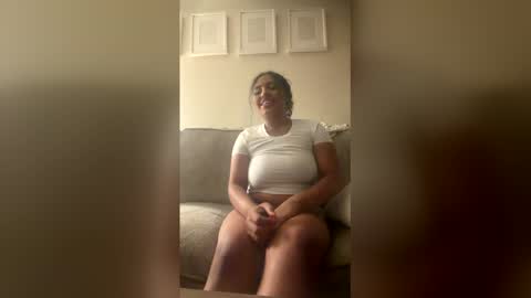 kristinelove334 online show from 04-19-26, 06:02