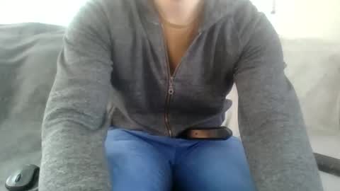 kristoffer220 online show from 12-15-25, 01:04