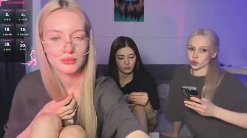 Kristy and Alice online show from 03-27-26, 06:19