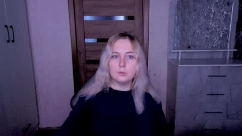 Snapshot of kristy_fran chatting on 06-24-26, 12:42 Kristy online show from 06-24-26, 12:42