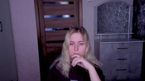 Snapshot of kristy_fran chatting on 07-02-26, 06:08 Kristy online show from 07-02-26, 06:08