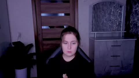 Snapshot of kristy_fran chatting on 07-04-26, 09:32 Kristy online show from 07-04-26, 09:32