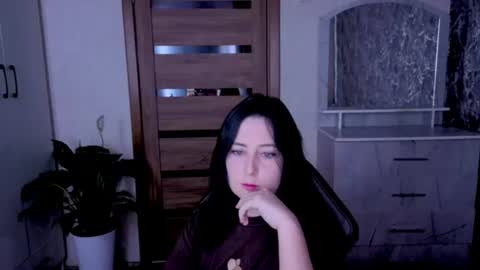 Snapshot of kristy_fran chatting on 07-07-26, 10:14 Kristy online show from 07-07-26, 10:14