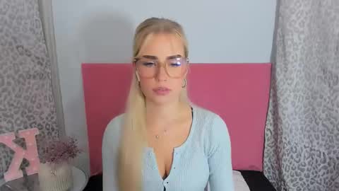 KristyFlowers online show from 11-22-25, 10:14