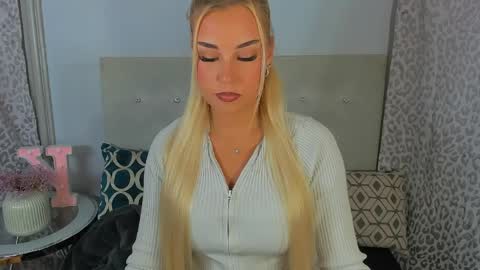 Snapshot of kristyflowers chatting on 06-07-26, 02:21 KristyFlowers online show from 06-07-26, 02:21