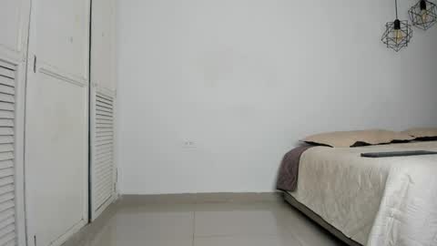 Cristina online show from 04-11-26, 07:07