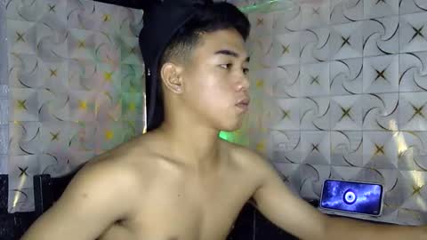 kritthanarkorn online show from 03-18-26, 06:33