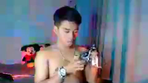 kritthanarkorn online show from 07-14-26, 12:00