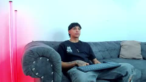 Kroy Wave  Muscle Tattoos Latino online show from 07-14-26, 10:21