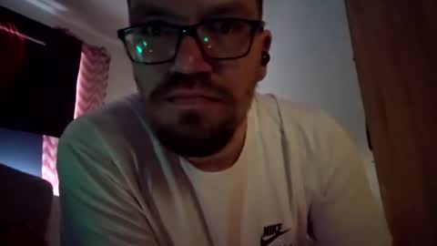 Tommy online show from 12-16-25, 10:42