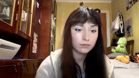 Snapshot of krystleprzygocki chatting on 02-02-26, 04:49 Mira online show from 02-02-26, 04:49