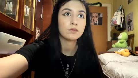 Snapshot of krystleprzygocki chatting on 02-11-26, 08:47 Mira online show from 02-11-26, 08:47