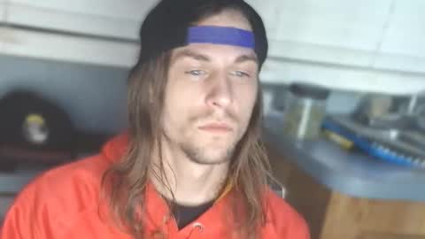 Snapshot of krytiar1992 chatting on 11-18-25, 10:52 krytiar1992 online show from 11-18-25, 10:52