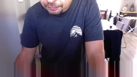 Snapshot of krzysztof1977 chatting on 10-04-25, 09:18 krzysztof1977 online show from 10-04-25, 09:18