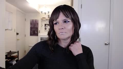 Cait online show from 02-06-26, 01:32