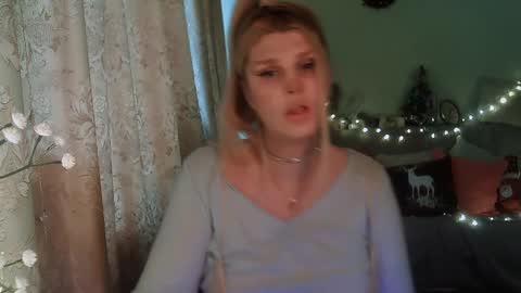 Snapshot of kudesnizza chatting on 12-12-24, 10:34 Annika MTF ts post -op online show from 12-12-24, 10:34
