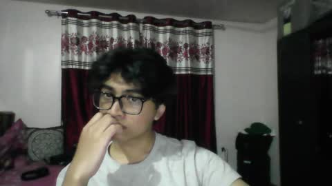 kurosaki_bankai online show from 05-11-26, 04:04
