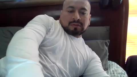 Snapshot of kush40 chatting on 12-01-24, 08:42 kush40 online show from 12-01-24, 08:42