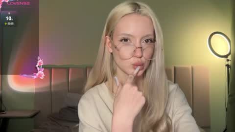 Bella and Alexandra online show from 06-16-26, 05:26