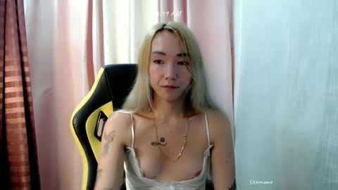 kweenie1026 online show from 06-11-26, 10:19