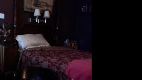 Snapshot of kyhgihntight chatting on 12-26-24, 02:01 Nick Nude Celt KYHighNTight online show from 12-26-24, 02:01