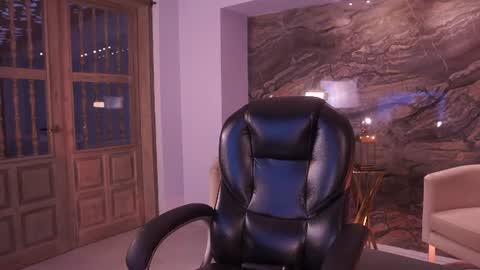 Snapshot of kylamorrison chatting on 06-27-26, 12:22 I am Kyla online show from 06-27-26, 12:22