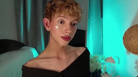 Snapshot of kyle__cooper chatting on 12-11-24, 04:18 Kyle Cooper online show from 12-11-24, 04:18